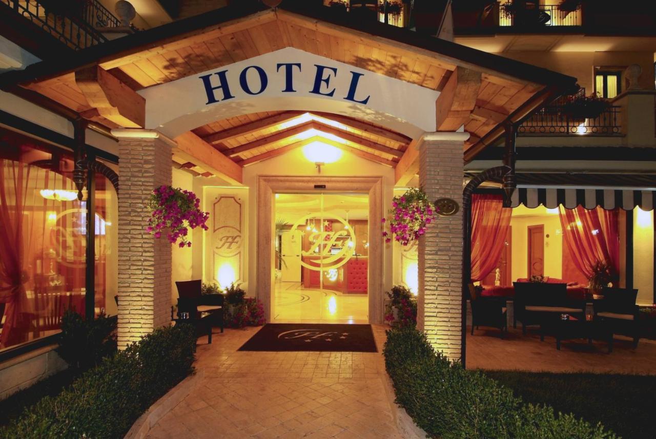 Fashion Hotel Valmontone Exterior foto
